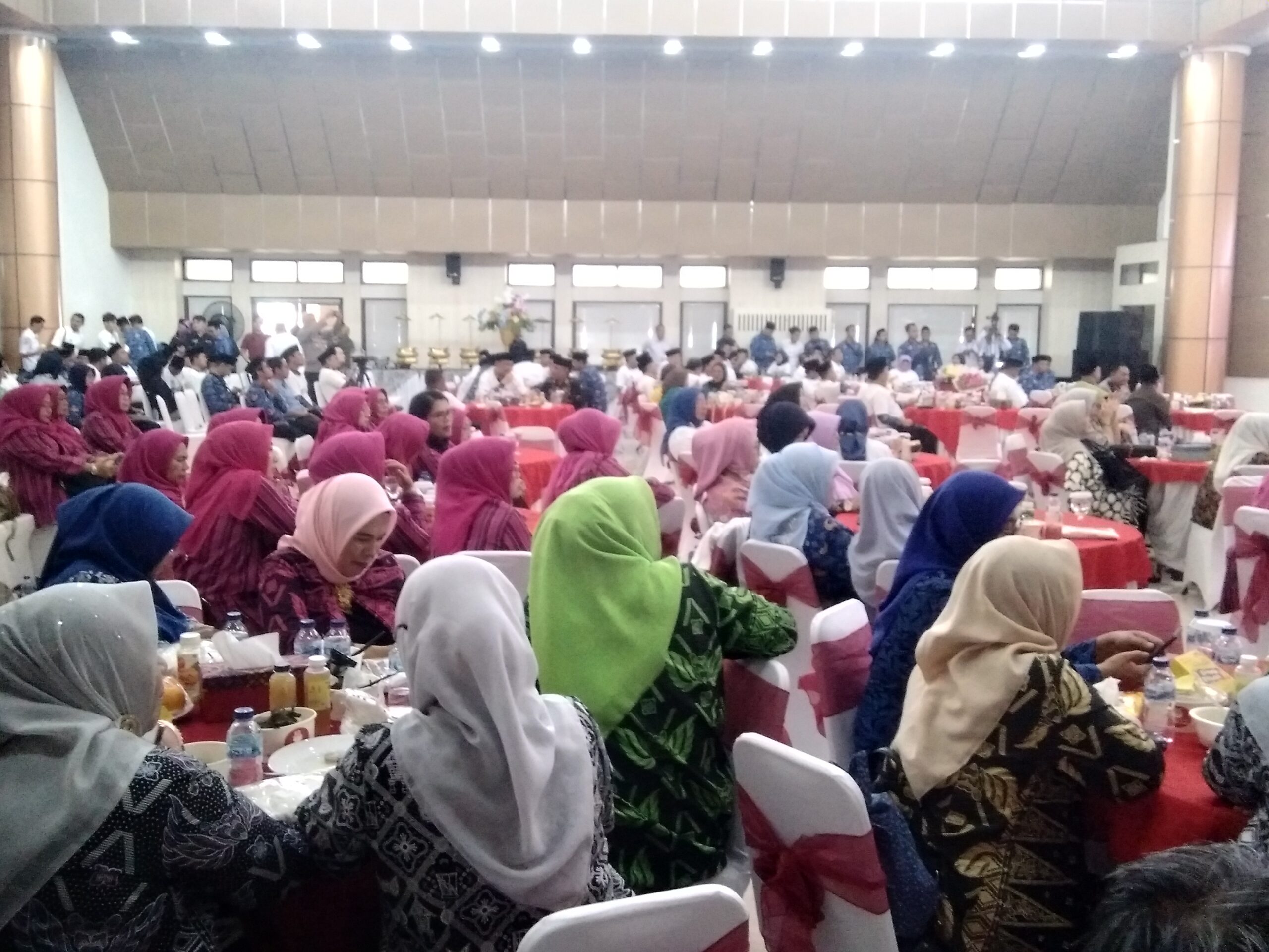 Pesta Rakyat Kabupaten Tangerang Dikeluhkan Warga.