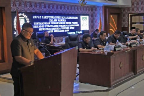 Pandangan Umum Fraksi – Fraksi Atas Jawaban Walikota Tangerang Dalam Rapat Paripurna R-APBD 2024 .